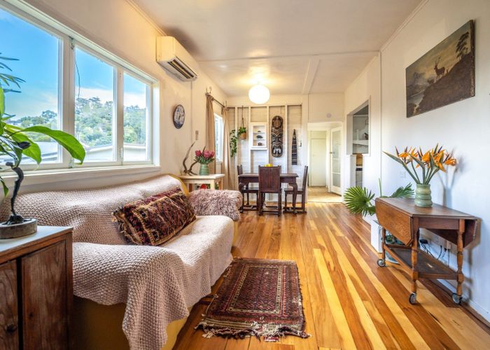  at 13 Surfdale Road, Surfdale, Waiheke Island