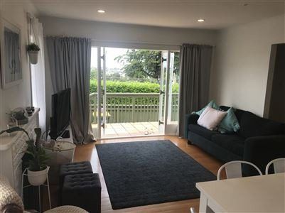  at 1/40 Lake Pupuke Drive, Takapuna, North Shore City, Auckland