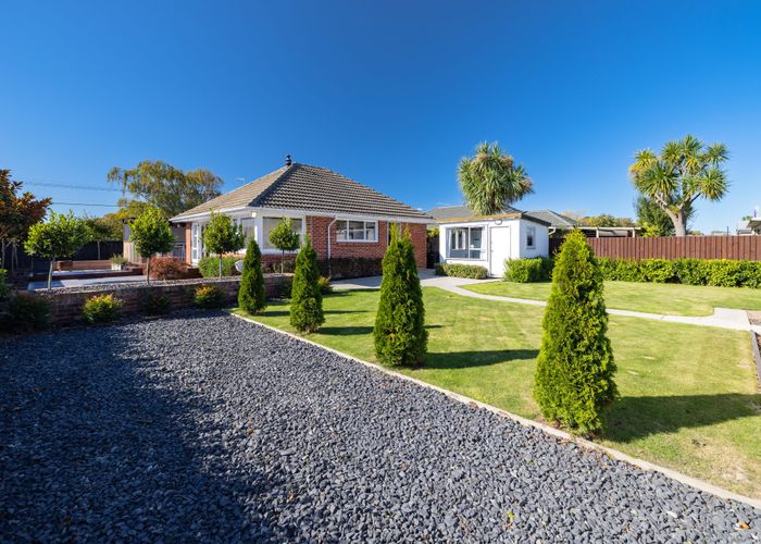  at 2 Pembroke Street, Avondale, Christchurch