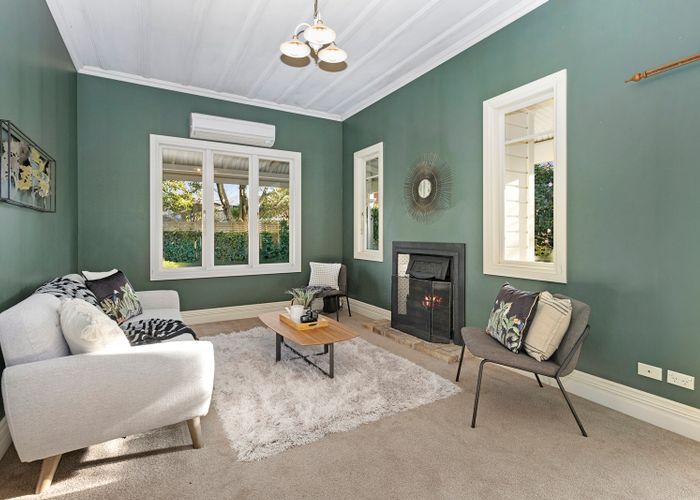  at 13 Pascal Place, Flagstaff, Hamilton