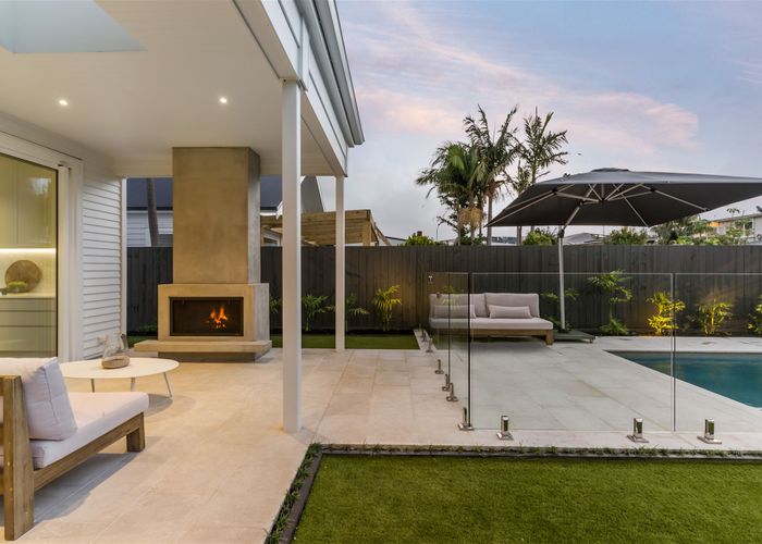  at 4 Faulder Avenue, Westmere, Auckland