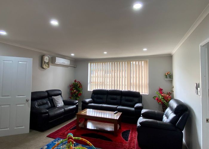  at 14 Morewa Place, Takanini, Auckland