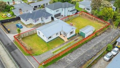  at 540 Glenfield Road, Glenfield, Auckland