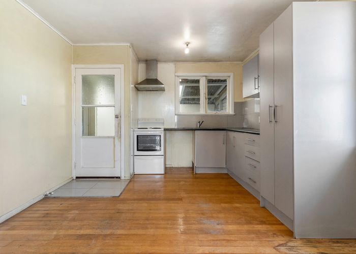  at 61 Penrose Road, Mount Wellington, Auckland City, Auckland