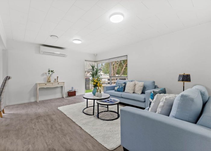  at 7  Sandrine Avenue, Clover Park, Manukau City, Auckland