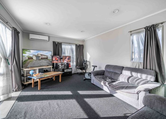  at 2/20 Rata Vine, Wiri, Manukau City, Auckland