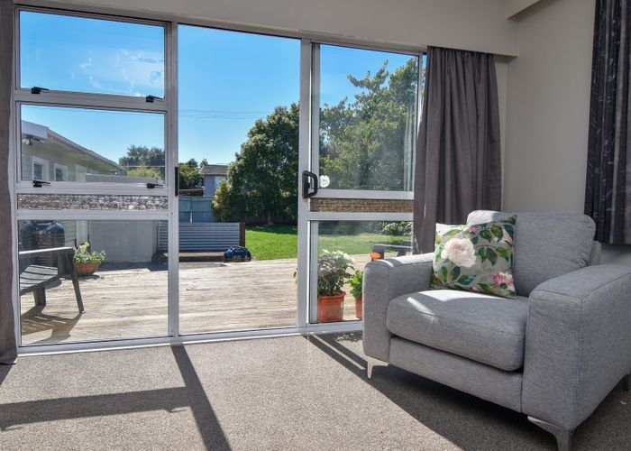  at 27 Diamond Street, Carterton