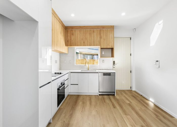  at 2A Feasegate Street, Manurewa, Manukau City, Auckland