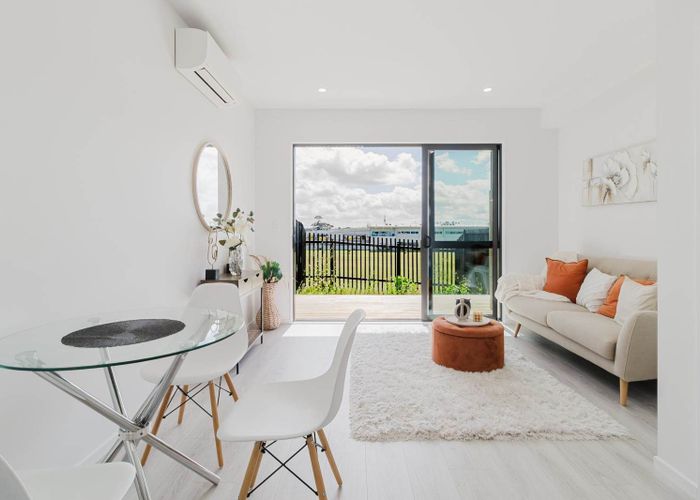  at 4/17 Barneys Farm Road, Clendon Park, Manukau City, Auckland