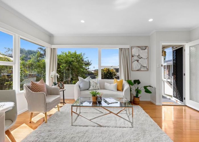  at 4/13a  Evelyn Place, Hillcrest, North Shore City, Auckland