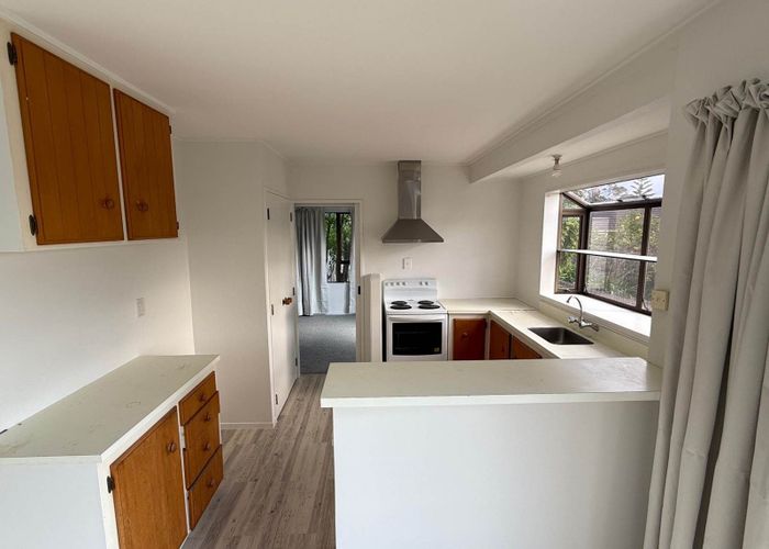  at 182 Luckens Road, West Harbour, Waitakere City, Auckland