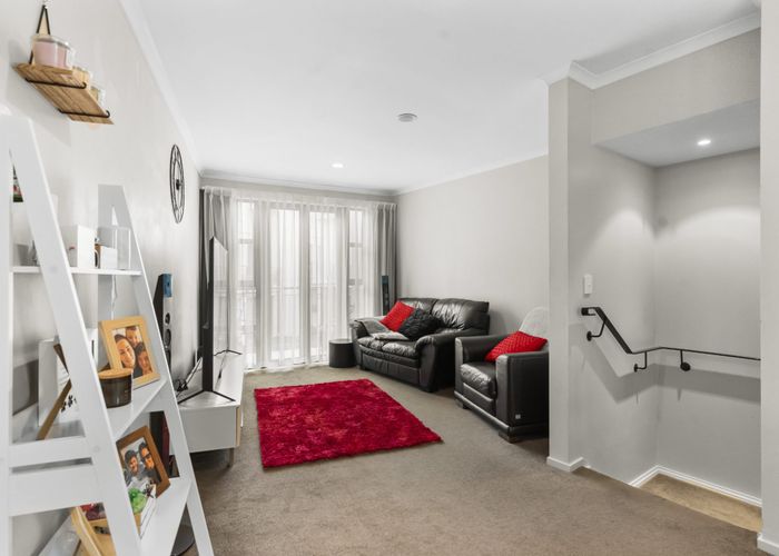  at 18/266 Shirley Road, Papatoetoe, Auckland