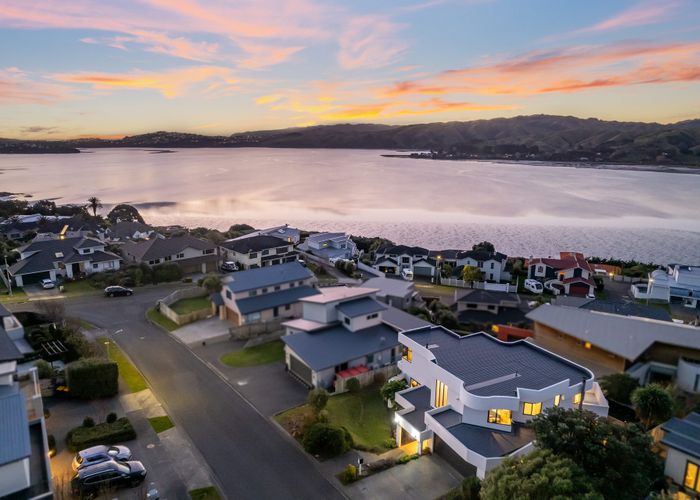  at 5 Bowsprit Way, Whitby, Porirua, Wellington