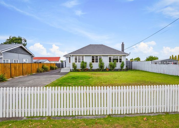  at 64 Metcalfe Road, Ranui, Auckland