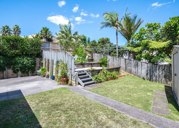  at 12 Mayall Avenue, Beach Haven, Auckland