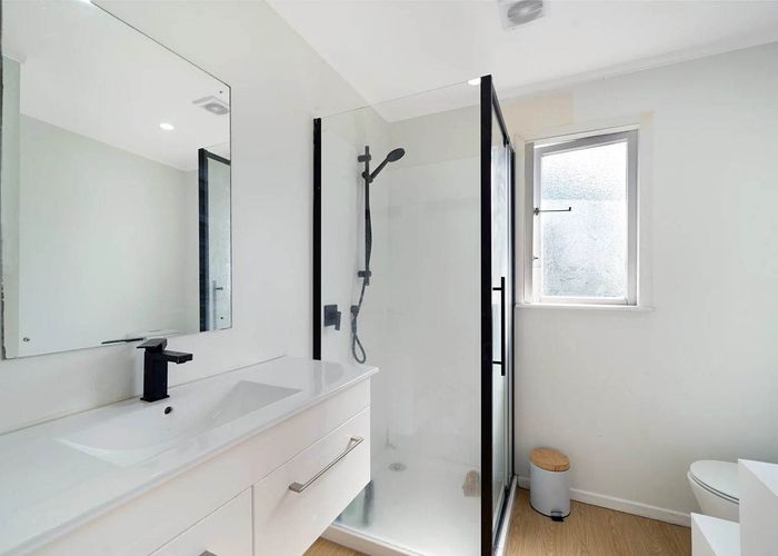  at 261 Sturges Road, Henderson, Waitakere City, Auckland