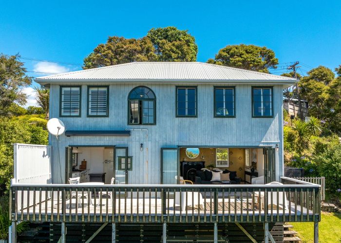  at 91 Queens Drive, Oneroa, Waiheke Island, Auckland