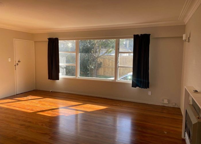  at 2/1 Churchill Avenue, Manurewa, Manukau City, Auckland