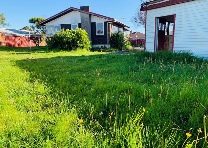  at 7 Lynn Place, Otara, Auckland