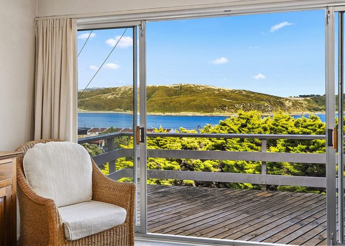  at 5B Acheron Road, Paremata, Porirua, Wellington