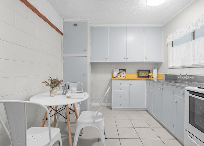  at 4/195 Waterloo Road, Hutt Central, Lower Hutt