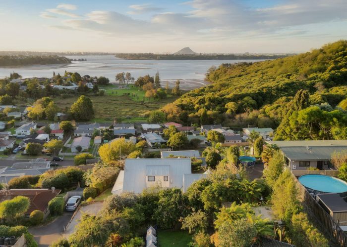  at 32 Corinna Street, Welcome Bay, Tauranga, Bay Of Plenty