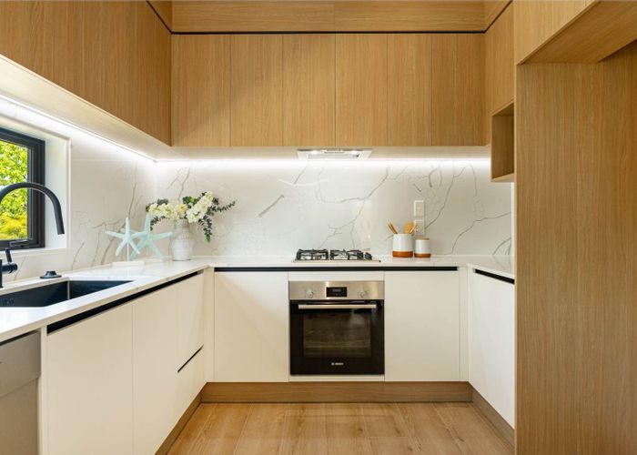  at 6/16 Grande Vue Road, Papatoetoe, Manukau City, Auckland