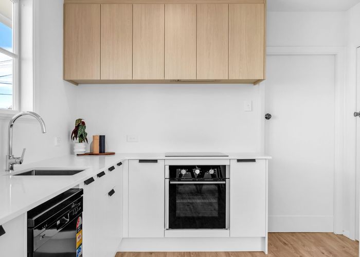  at 14 Onawe Place, Mairehau, Christchurch City, Canterbury