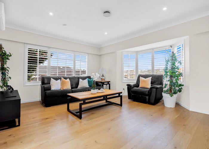  at 4 Gibson Place, Mellons Bay, Manukau City, Auckland