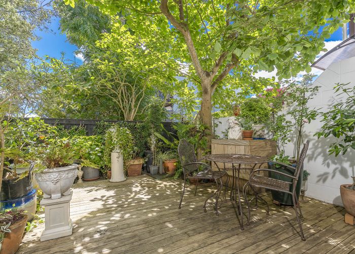  at 8/14 Fowlds Avenue, Sandringham, Auckland City, Auckland