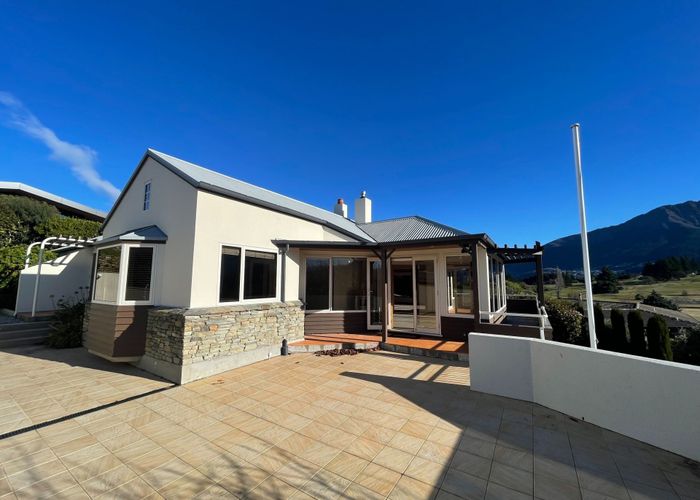 at 732 Peninsula Road, Kelvin Heights, Queenstown