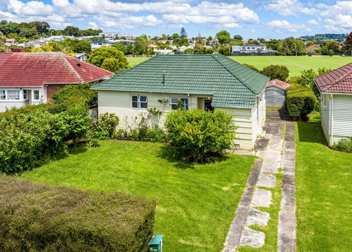  at 49 Fearon Avenue, Mount Roskill, Auckland