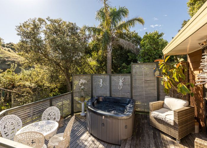  at 284 Whirinaki Road, Eskdale