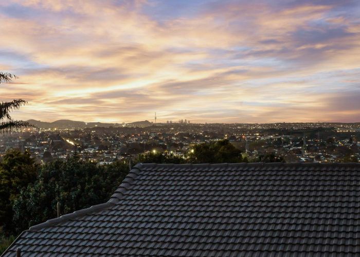  at 37 Santa Monica Place, Goodwood Heights, Manukau City, Auckland