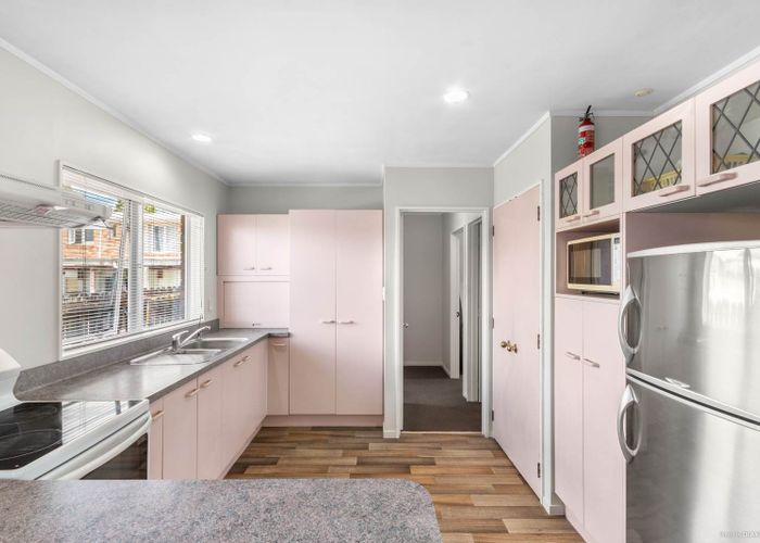  at 2/10 Liverpool Street, Papakura