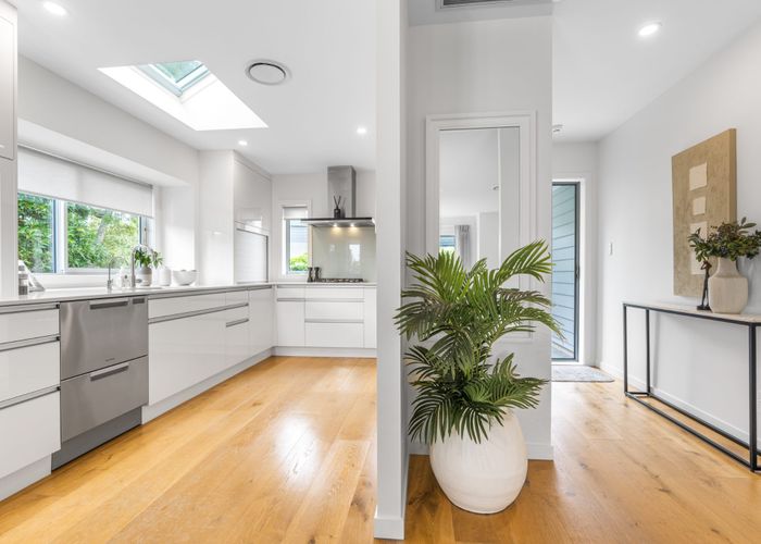  at 46 Rutherford Terrace, Meadowbank, Auckland City, Auckland