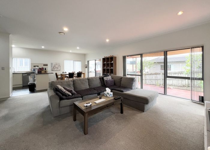  at 22 Mulroy Place, Pinehill, North Shore City, Auckland