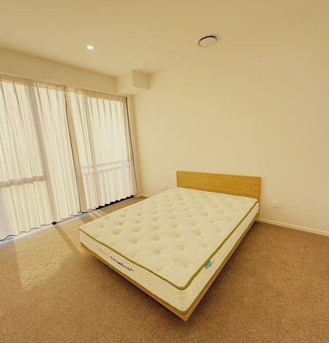  at 8 Backridge Way, Flat Bush, Auckland