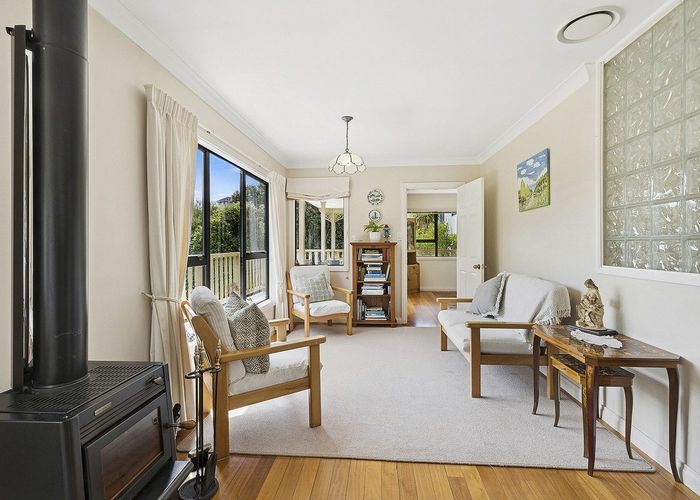  at 10 Joseph Banks Drive, Whitby, Porirua, Wellington