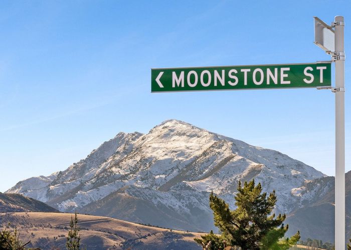  at 4 Moonstone Street, Wanaka, Wanaka, Otago
