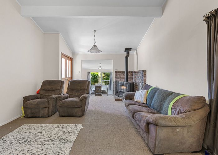  at 17 Redmond Street, Judea, Tauranga