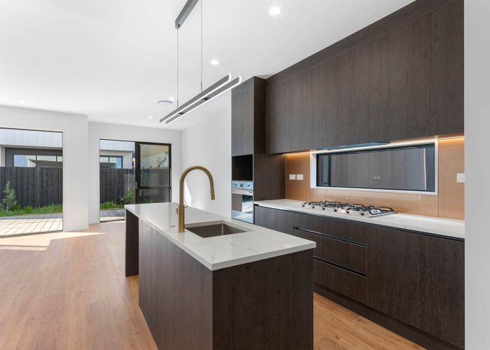  at 9  Shropshire Street, Karaka, Franklin, Auckland