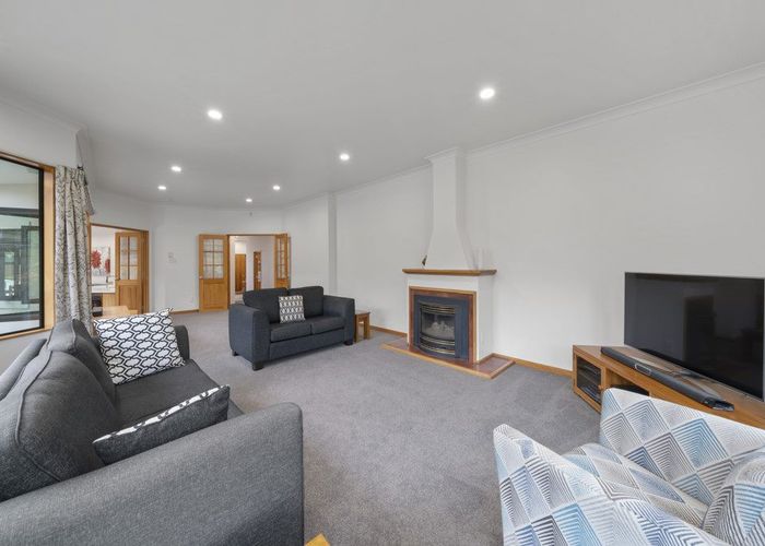 Recently sold 2 Heritage Place, Terrace End, Palmerston North homes