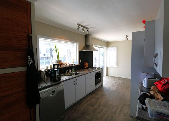  at 13 Avondale Road, Avondale, Auckland City, Auckland