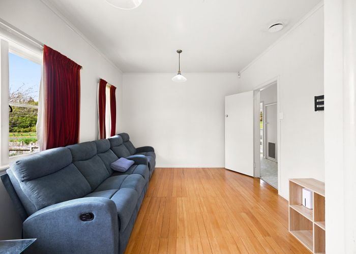  at 17 Sillary Street, Hamilton East, Hamilton, Waikato