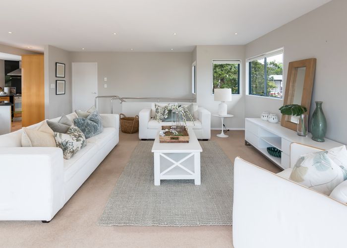  at 1/4 Rogers Avenue, Eastern Beach, Auckland