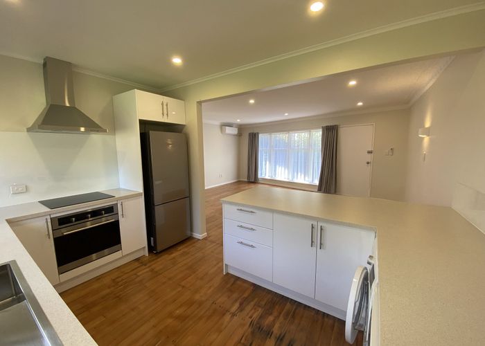  at 3A Merchant Avenue, Te Atatu South, Waitakere City, Auckland