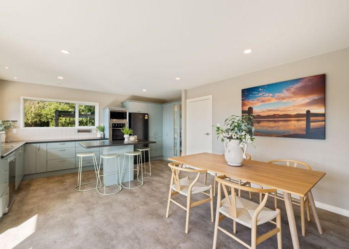  at 70 Landsdowne Terrace, Cashmere, Christchurch City, Canterbury