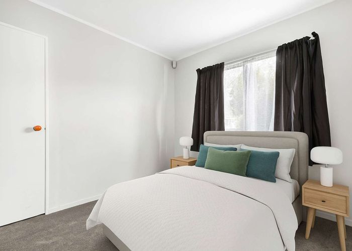  at 2/17 Mcdougall Street, Manurewa East, Manukau City, Auckland