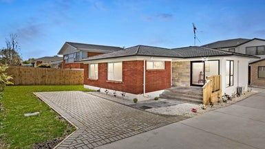  at 96 Botany Road, Botany Downs, Auckland